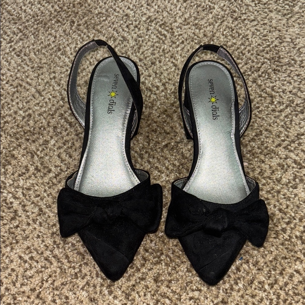 Seven Dials Black Heels with Elegant Bow 7